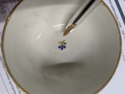 Lot 1092 - A Lowestoft porcelin tea bowl, circa 1790,...