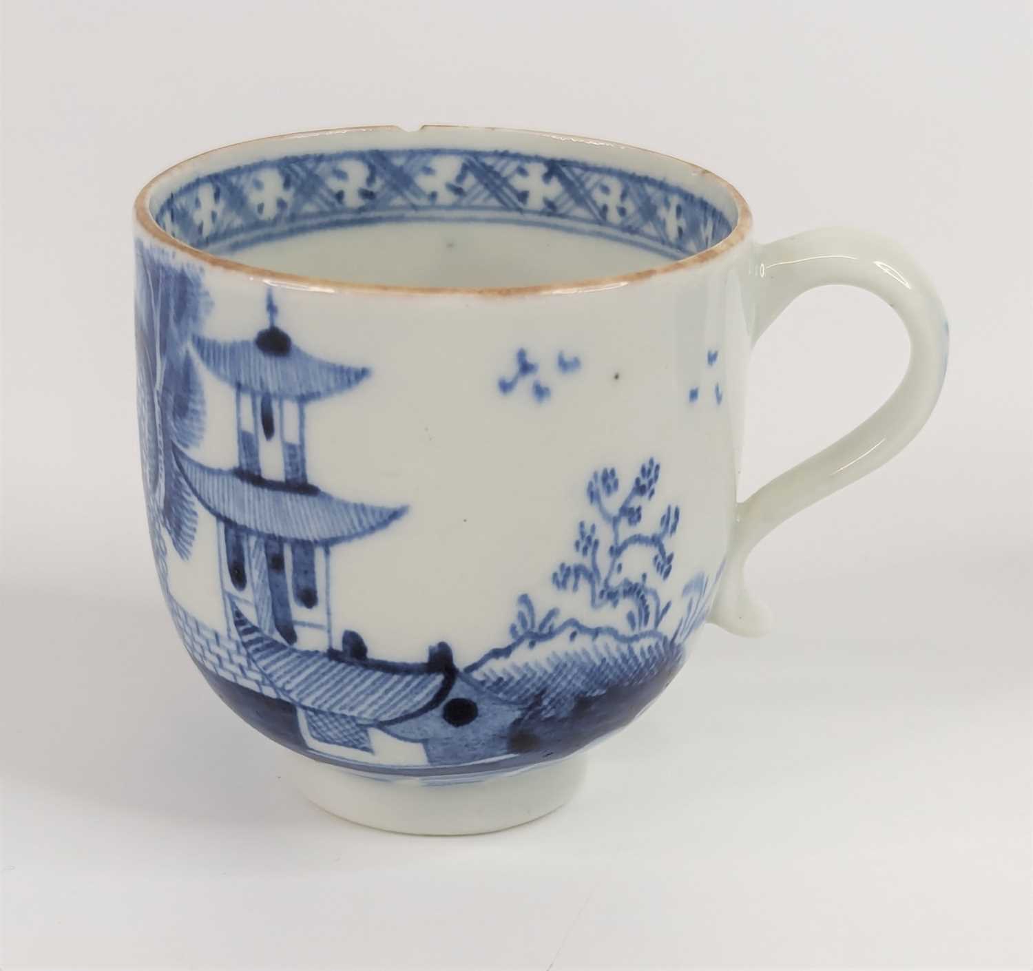 Lot 1094 - A Lowestoft porcelain coffee can, circa 1780,...