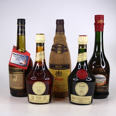 Lot 1507 - Martell Cognac, 68cl, 40%, one bottle; Dom B...