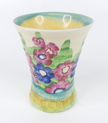 Lot 30 - A 1930s Clarice Cliff small floral decorated...