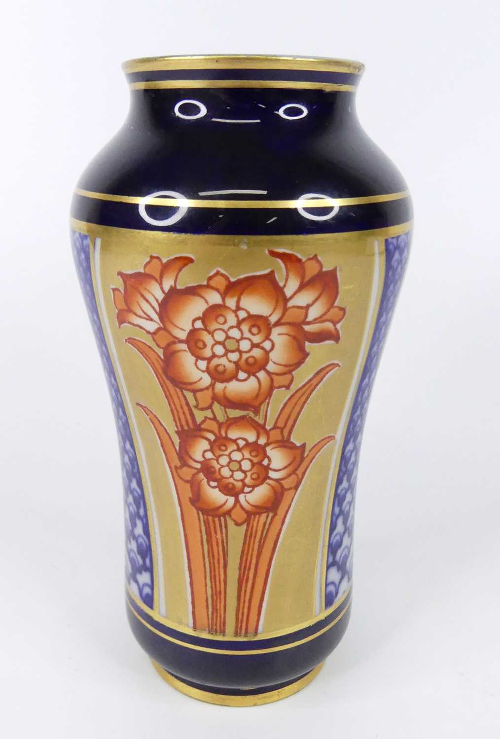 Lot 3 - A Moorcroft MacIntyre Orelian pattern pottery...