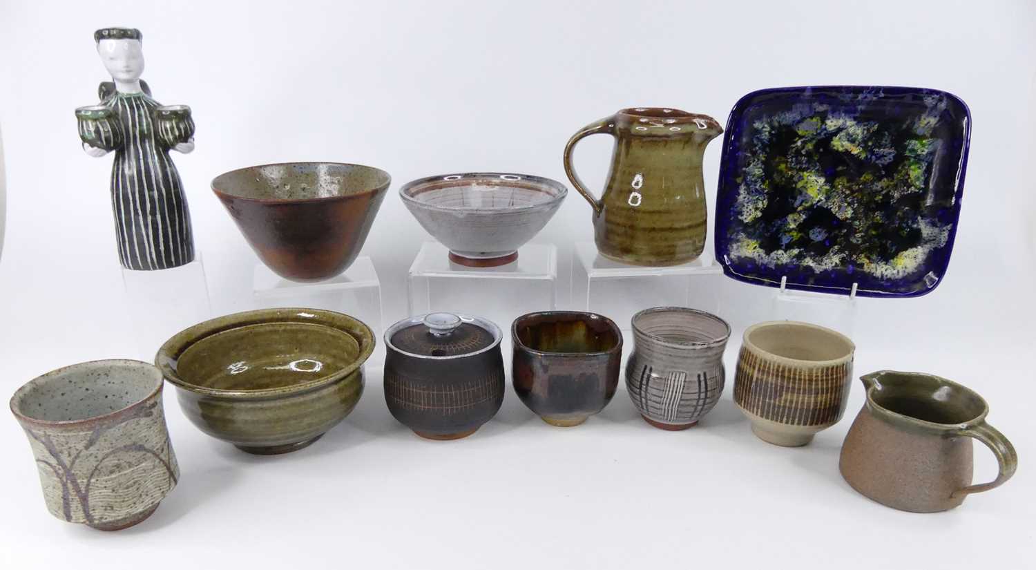 Lot 62 - A collection of twelve various pieces of...