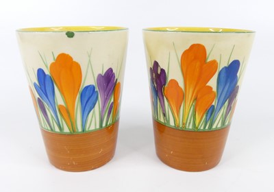 Lot 28 - A pair of 1930s Clarice Cliff Crocus pattern...