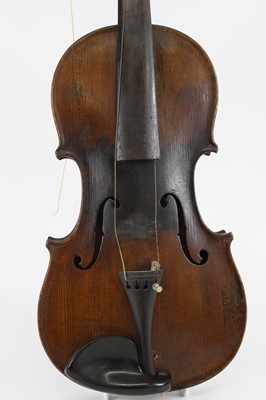 Lot 535 - An early 20th century Continental violin,...
