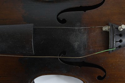 Lot 535 - An early 20th century Continental violin,...