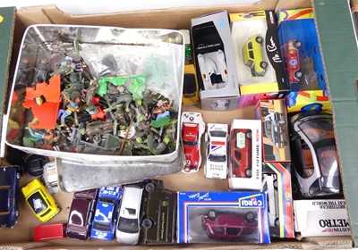 Lot 80 - A collection of toys, to include Lone Star...