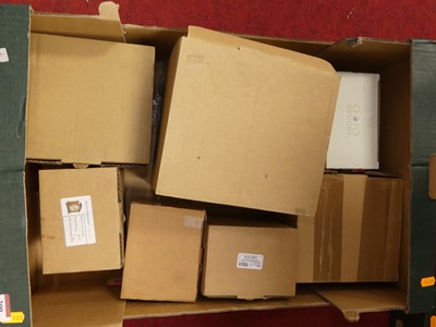 Lot 200 - A collection of clock movments, all boxed