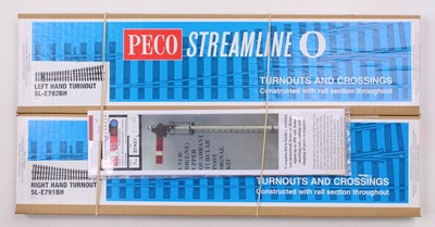 Lot 140 - Three 0-gauge items: One each Peco Streamline...