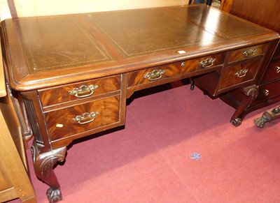 Lot 1273 - A contemporary mahogany and flame mahogany...