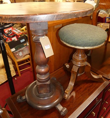 Lot 1274 - A hardwood circular fixed top pedestal tripod...