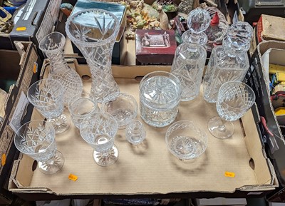 Lot 572 - A collection of cut glass ware, to include...