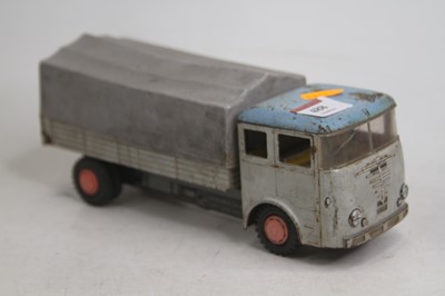 Lot 488 - A TipCo German tinplate model of a covered...