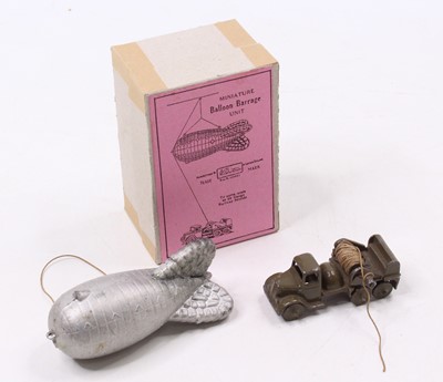 Lot 1696 - Britains, No.1855 miniature balloon barrage...