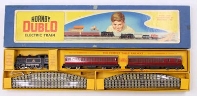 Lot 398 - EDP17 Hornby-Dublo 3-rail 0-6-2 Tank ...