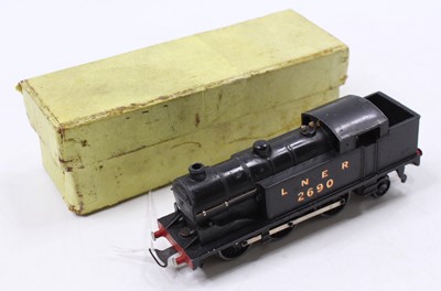 Lot 412 - EDL7 Hornby-Dublo 0-6-2 tank loco, LNER 2690,...