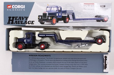 Lot 752 - Corgi Heavy Haulage modern issue model of...