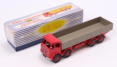 Lot 1316 - Dinky Toys, 901 Foden diesel 8-wheel wagon,...