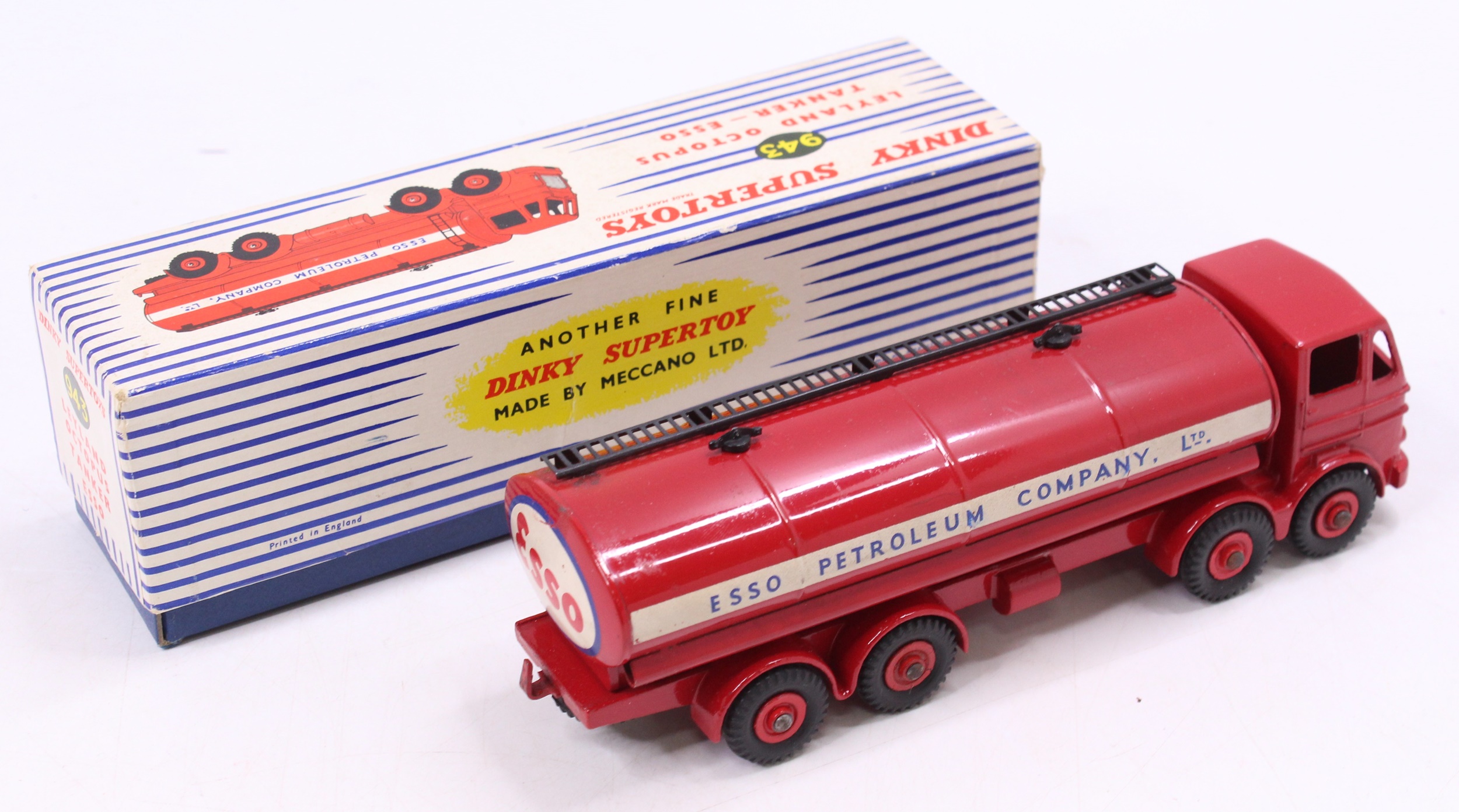 Lot 1313 - Dinky Toys No. 943 Leyland Octopus Tanker