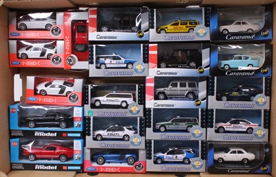 Lot 691 - One tray of Welly and Cararama diecast...