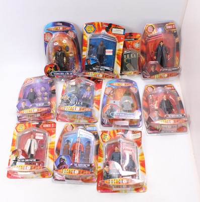 Lot 903 - Eleven Dr Who related action figures by...