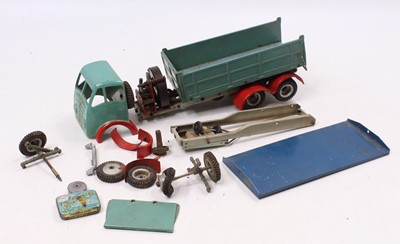 Lot 1941 - A Shackleton clockwork model of a Foden FG6...