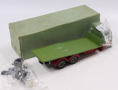 Lot 1942 - A Shackleton Foden FG6 platform lorry in green...