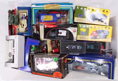 Lot 738 - Tray containing modern issue diecast models to...