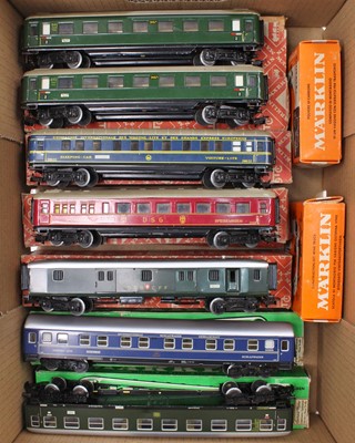 Lot 494 - Seven Marklin tinplate coaches & two goods...