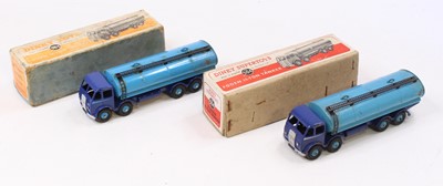 Lot 1418 - A Dinky Toys No. 504 Foden 14 ton tanker...