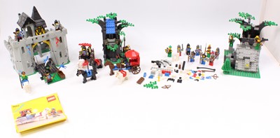 Lot 1814 - A collection of circa 1980s constructed Lego...