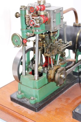 Lot 28 - A very well engineered gas powered live steam...