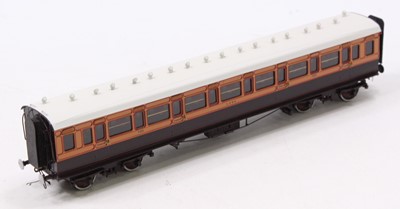 Lot 591 - LSWR all/3rd corridor coach No.725, probably a...