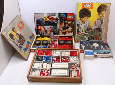 Lot 1813 - A collection of mixed vintage Lego and Lego...