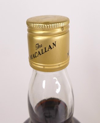 Lot 1416 - The Macallan 18 Years Old Single Highland Malt...