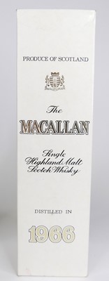 Lot 1416 - The Macallan 18 Years Old Single Highland Malt...