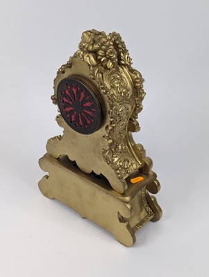 Lot 68 - An early 20th century French mantel clock in...