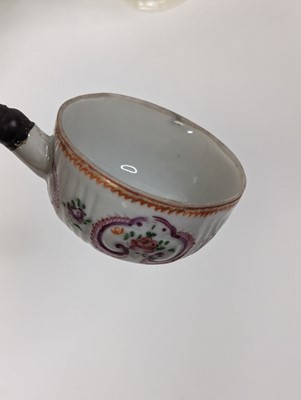 Lot 78 - A collection of ceramics to include Chinese...