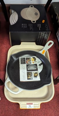 Lot 94 - A small collection of cookware, to include Le...