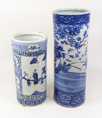 Lot 104 - A Chinese blue and white stickstand,...