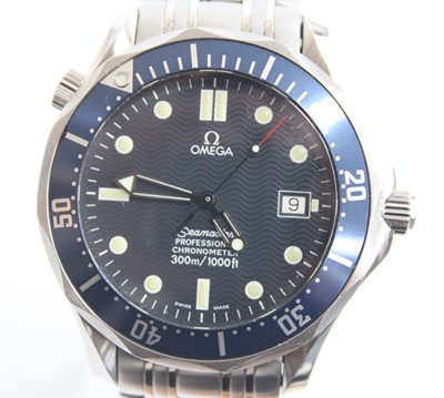 Lot 2587 - A stainless steel Omega Seamaster Professional...