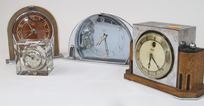Lot 120 - A Smiths Sectric Art Deco mantel clock, having...