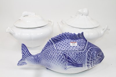 Lot 125 - A modern novelty majolica tureen in the form...