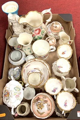 Lot 200 - A collection of ceramics, to include a...