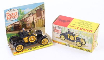 Lot 1294 - A Dinky Toys No. 109 Gabriel Model T Ford...