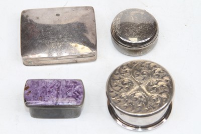 Lot 347 - An Edwardian silver pill box, C&C, Birmingham...