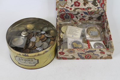 Lot 543 - Mixed world coinage (two boxes)