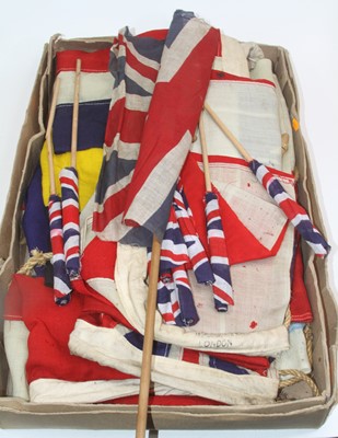 Lot 552 - A collection of vintage flags