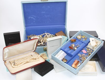 Lot 563 - A collection of costume jewellery, to include...