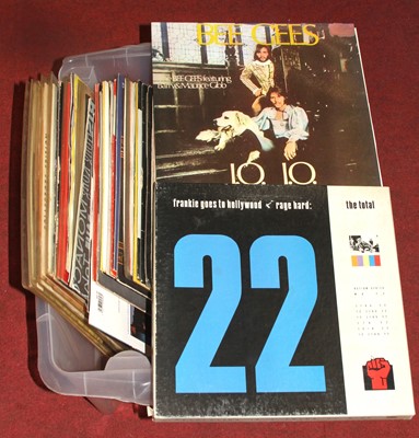 Lot 712 - A collection of vintage LPs, to include Bee...