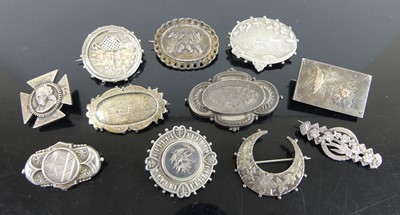 Lot 381 - A selection of Victorian and later silver...